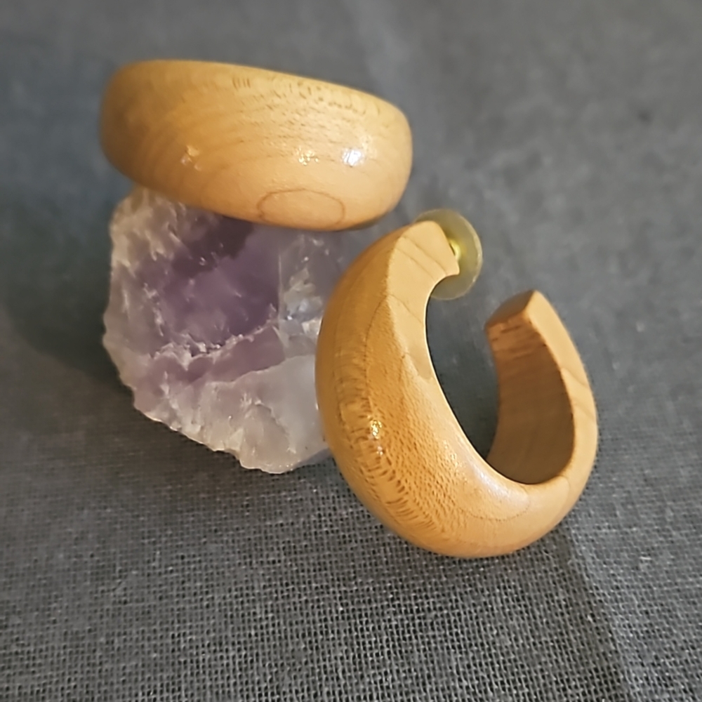 70s wooden hoop earrings chunky boho style, lovely wood!